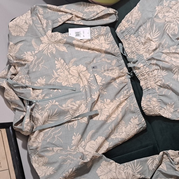 Hurley M Jacket Shirt *Top only - Picture 2 of 7